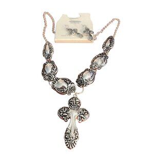 Icon Collection Silver Cross Necklace Earring Set Lead Nickel Safe New on Card